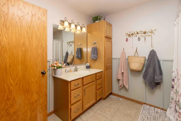 $274,700 | 3004 Dakota Park Circle South, Fargo, ND 58104