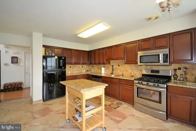 $3,350 | 115 Farrington Court, Collegeville, PA 19426