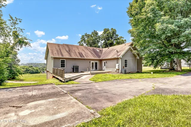 $325,000 | 3303 Wimpole Avenue, Knoxville, TN 37914