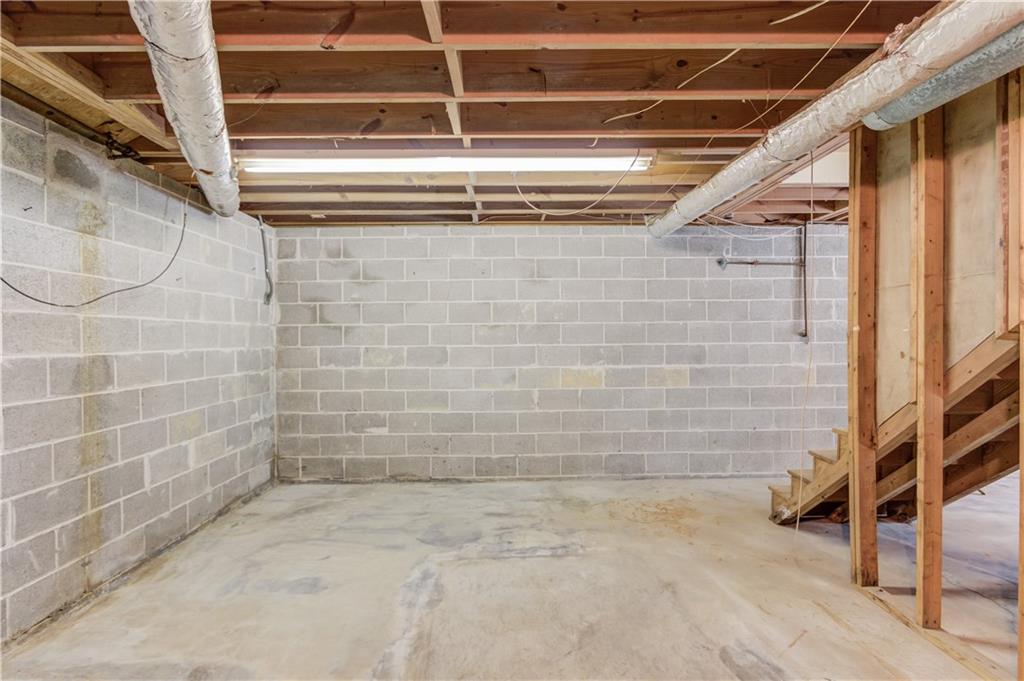 355 Brand Road Southwest Loganville, GA 30052 - Photo 40 of 51