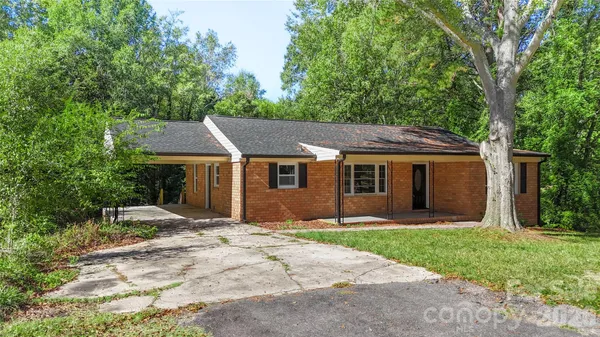 $239,000 | 1428 Boxwood Avenue, Lancaster, SC 29720