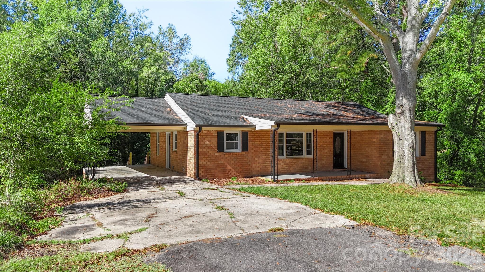 1428 Boxwood Avenue Lancaster, SC 29720 - Photo 3 of 44
