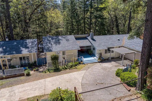 $599,000 | 16675 Mountain View Drive, Cobb, CA 95426