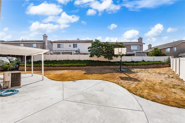 a view of a pathway both side of building