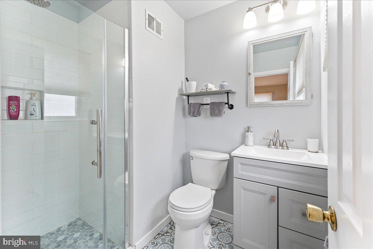 414 Eldon Drive Broomall, PA 19008 - Photo 23 of 44