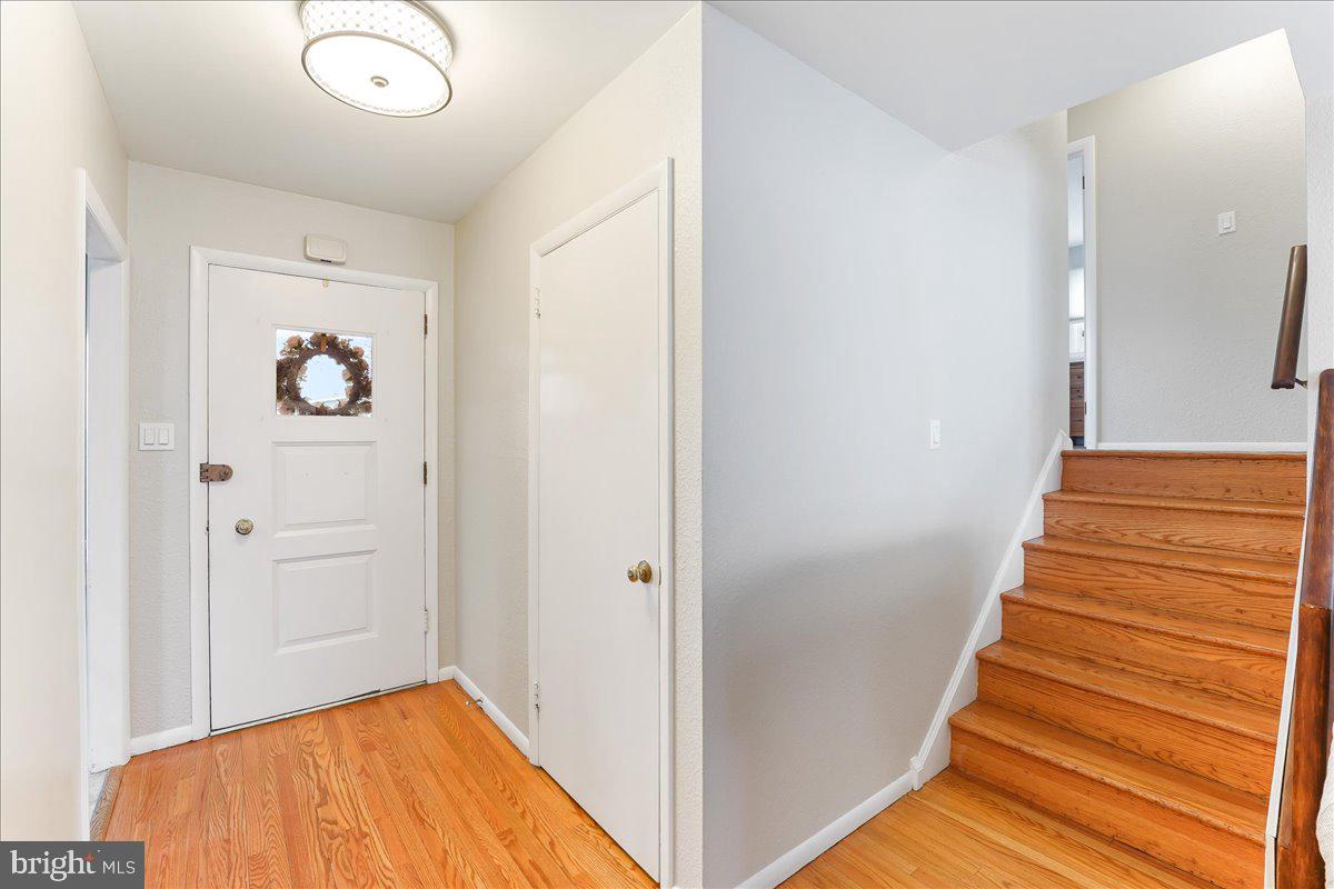 414 Eldon Drive Broomall, PA 19008 - Photo 10 of 44