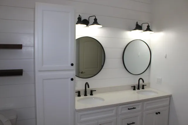 $399,900 | 12361 Spencer Lane, Carleton, MI 48117