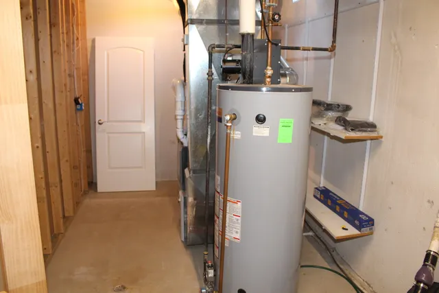 $399,900 | 12361 Spencer Lane, Carleton, MI 48117