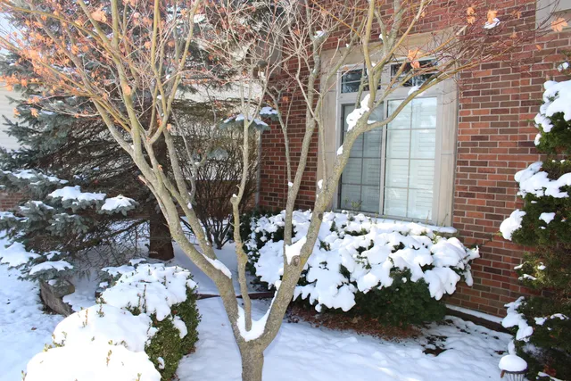 $399,900 | 12361 Spencer Lane, Carleton, MI 48117