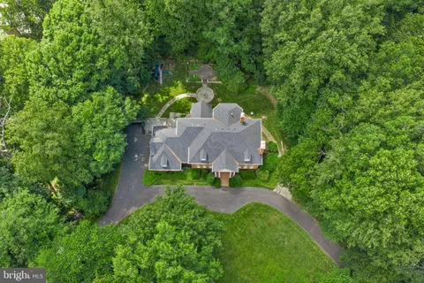 $2,550,000 | 190 Falcon Ridge Road, Great Falls, VA 22066