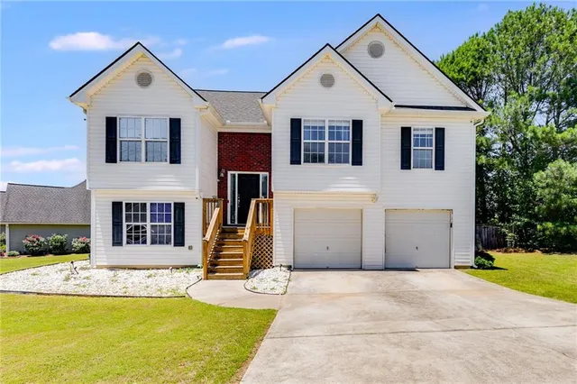 $380,000 | 1035 Brushystone Drive, Loganville, GA 30052