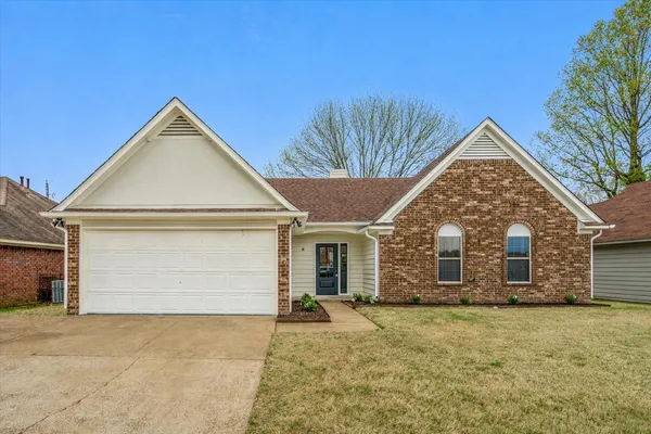 $230,000 | 5287 Shady Ridge Drive, Memphis, TN 38141