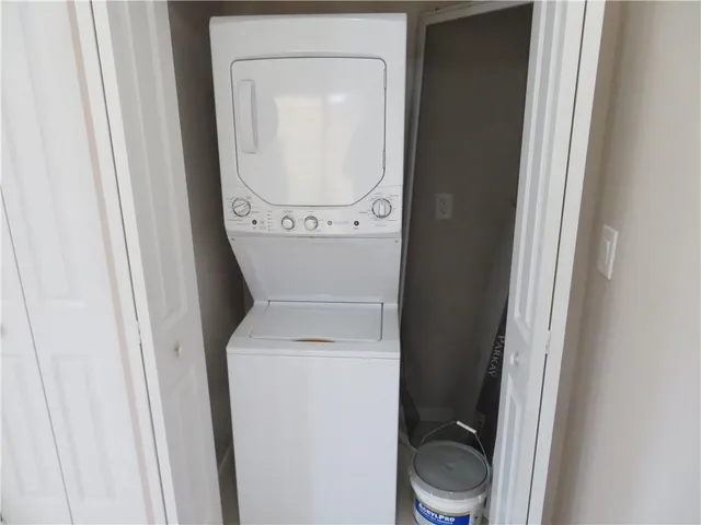 a view of empty room with windows