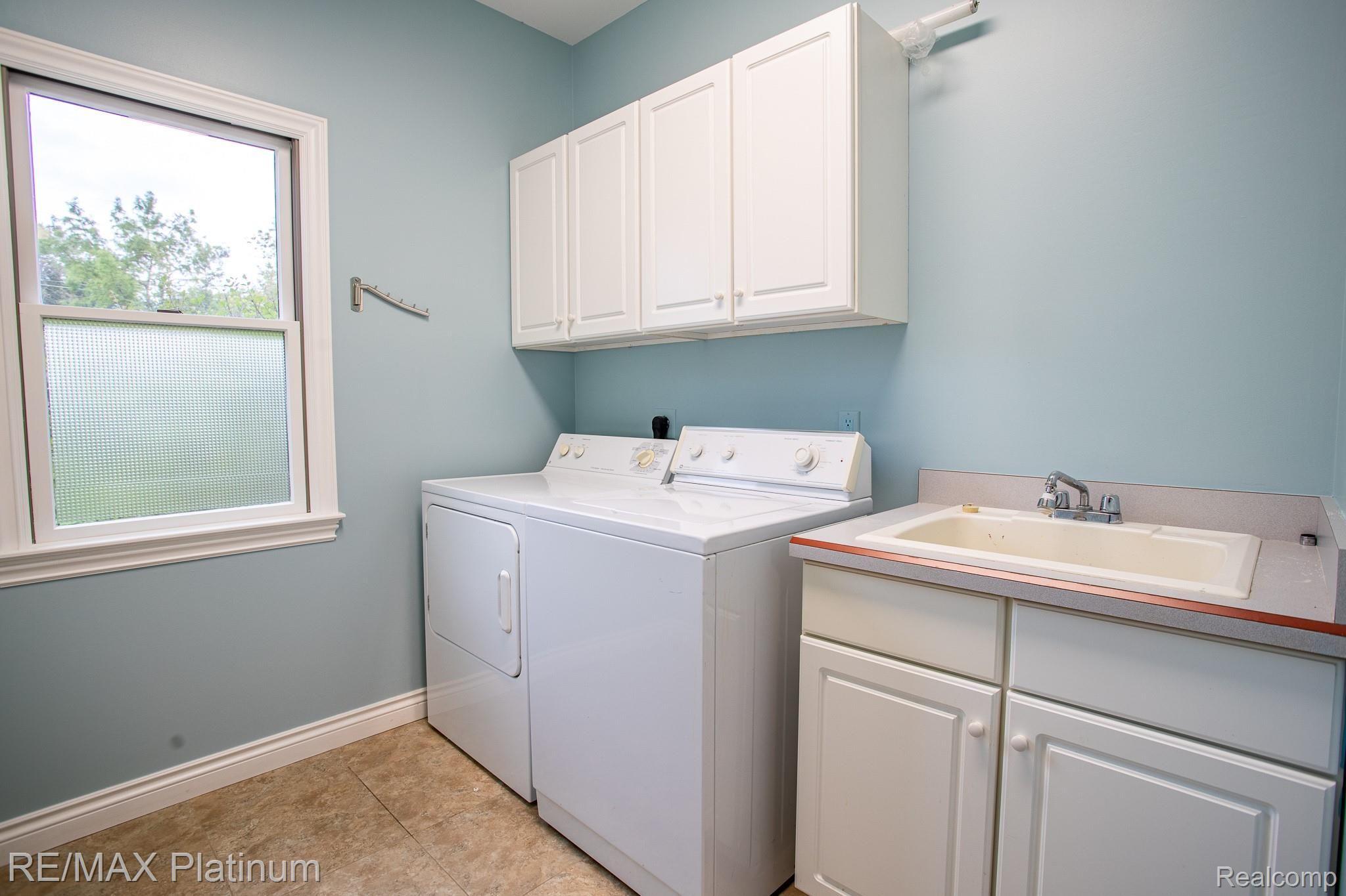 4871 Pratt Road Ann Arbor, MI 48103 - Photo 39 of 67 IMG_7103-HDR.jpg