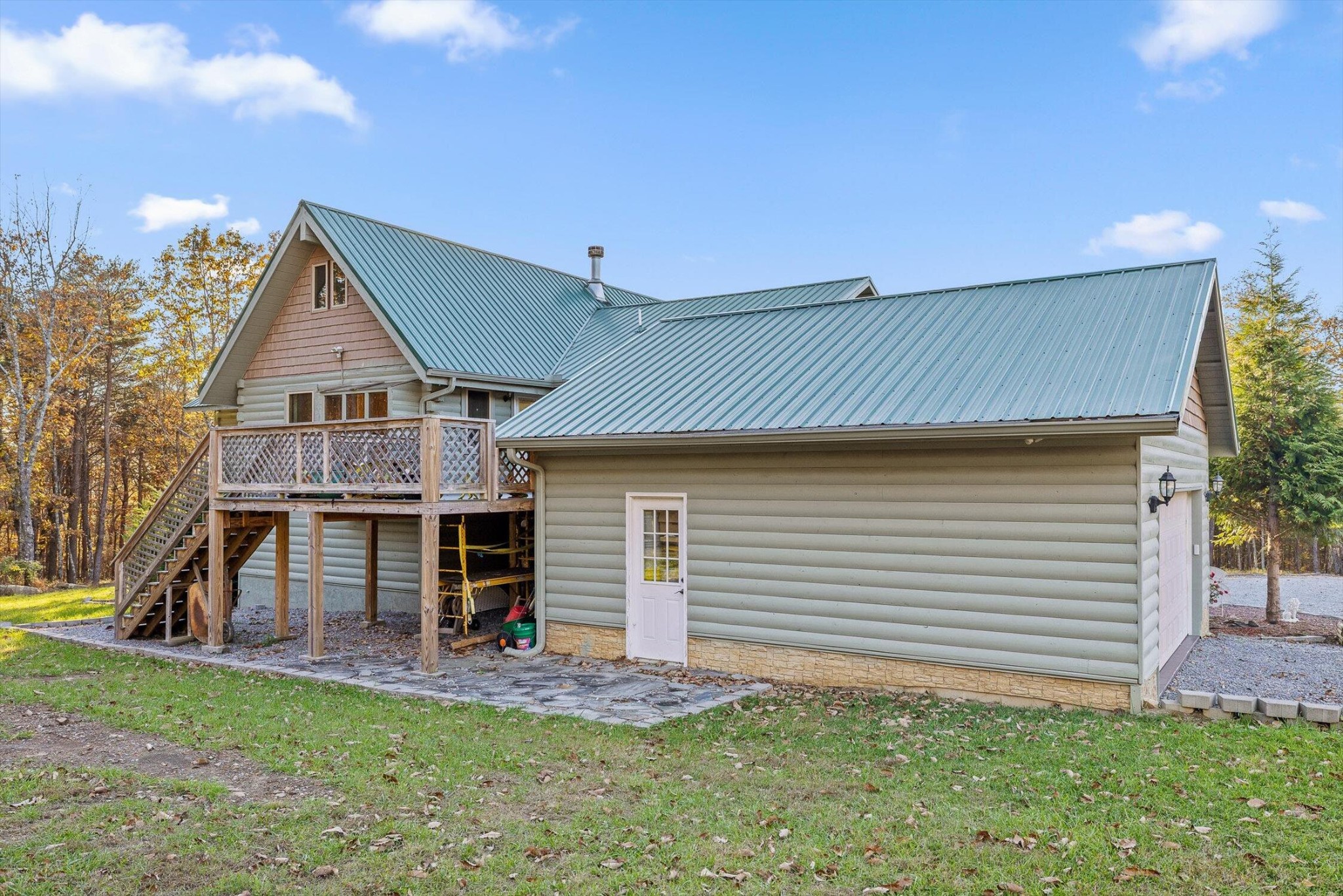 504 Wolf Run Rising Fawn, GA 30738 - Photo 84 of 100 a front view of a house with a yard