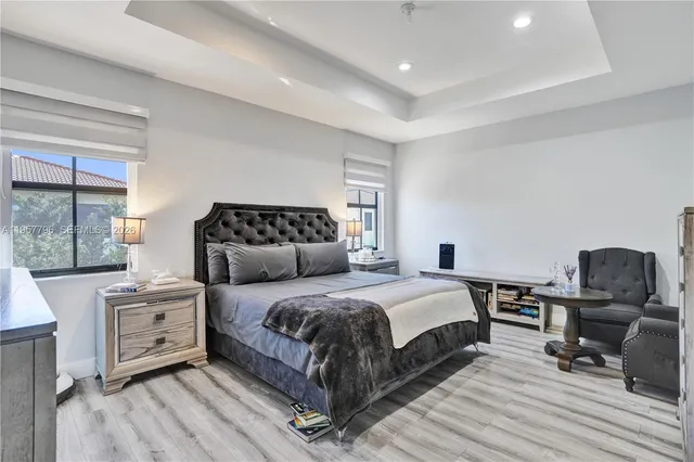 $975,000 | 8895 Northwest 100th Place, Doral, FL 33178