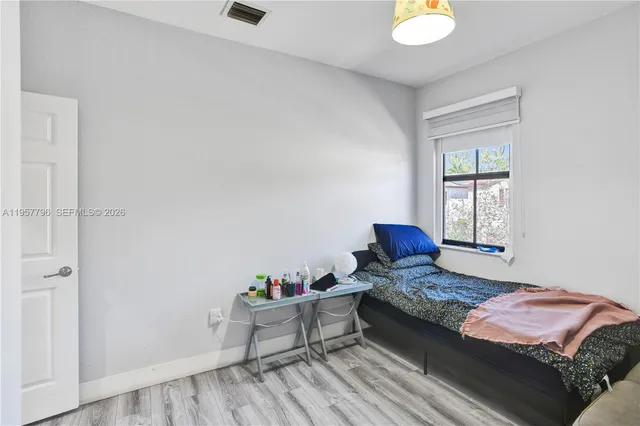 $975,000 | 8895 Northwest 100th Place, Doral, FL 33178