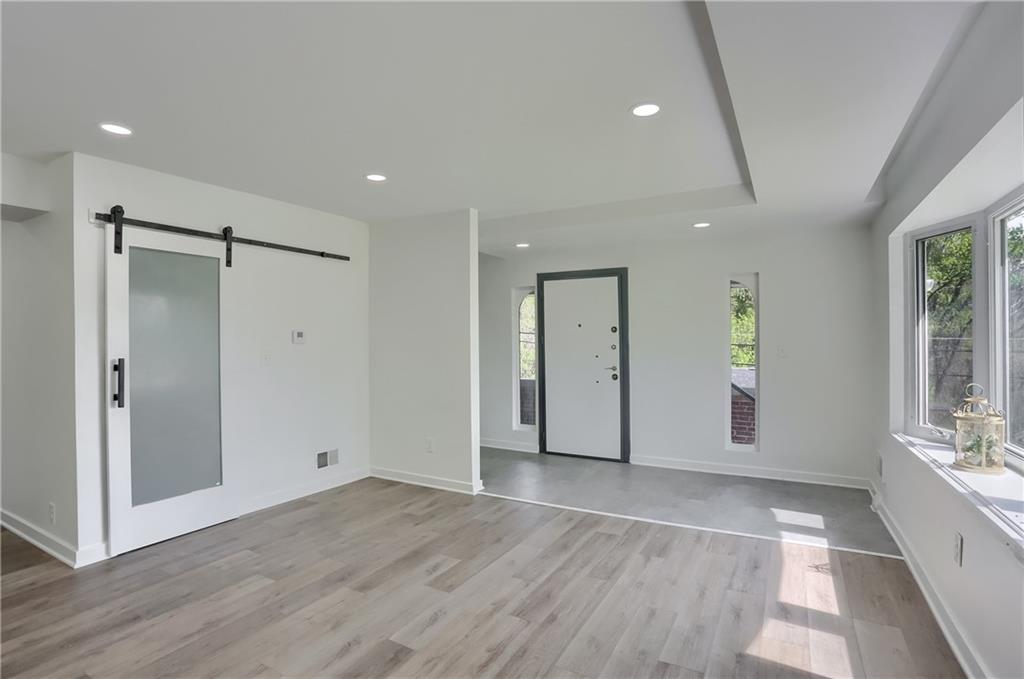 2513 Grove Road South Park, PA 15129 - Photo 7 of 50
