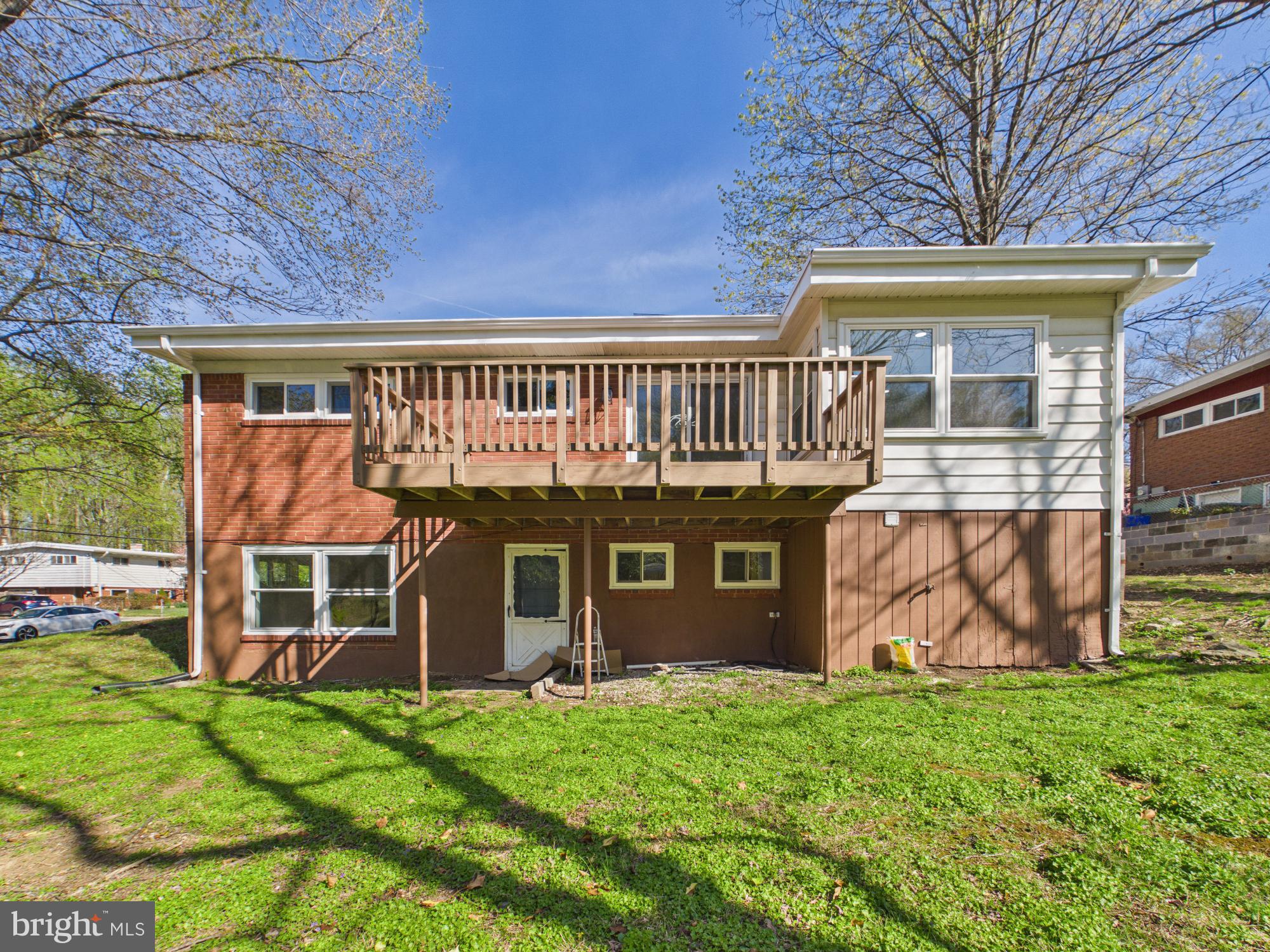 622 McIntyre Road Rockville, MD 20851 - Photo 5 of 38