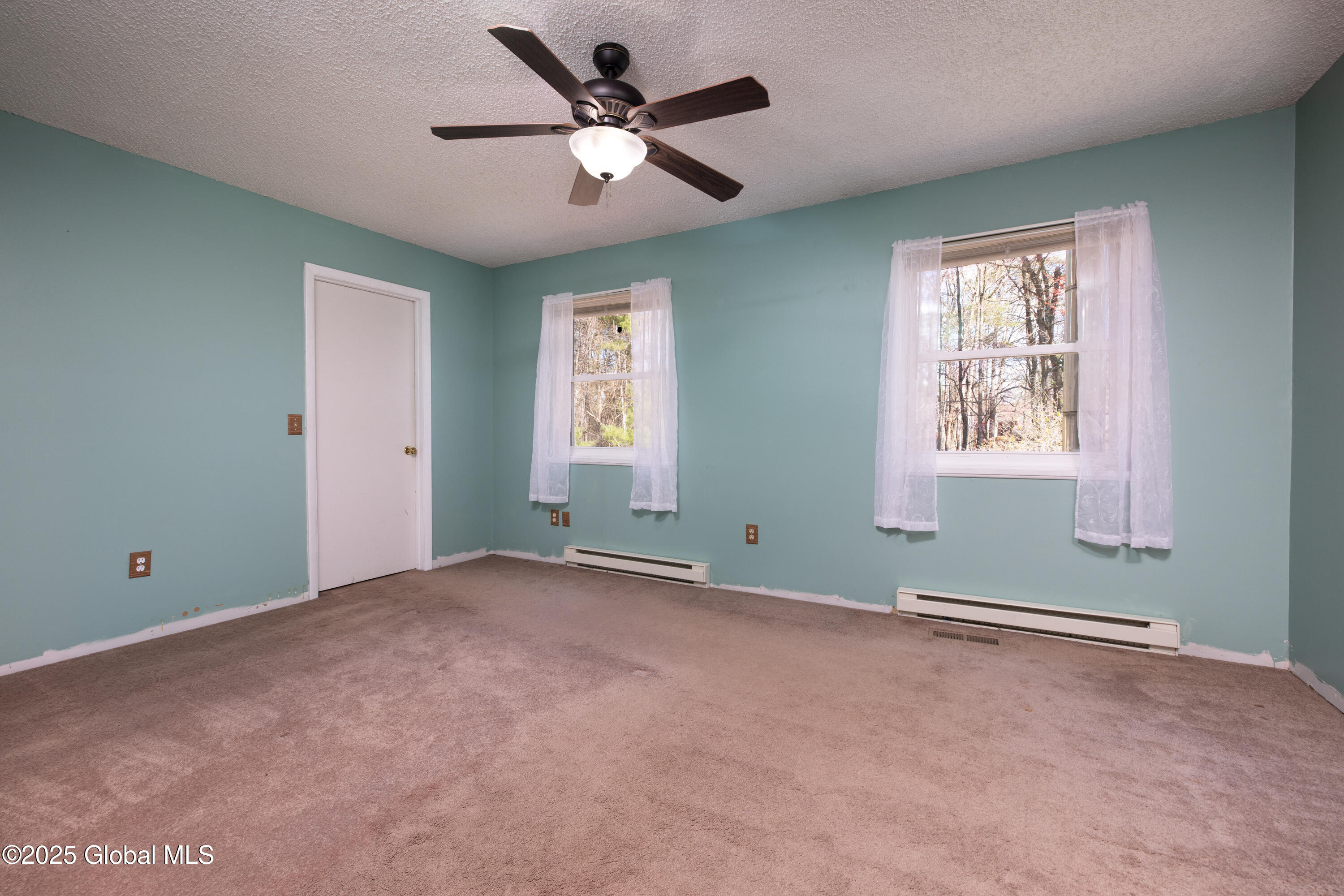 26 Queensway Queensbury, NY 12804 - Photo 18 of 32 19-Primary Bedroom