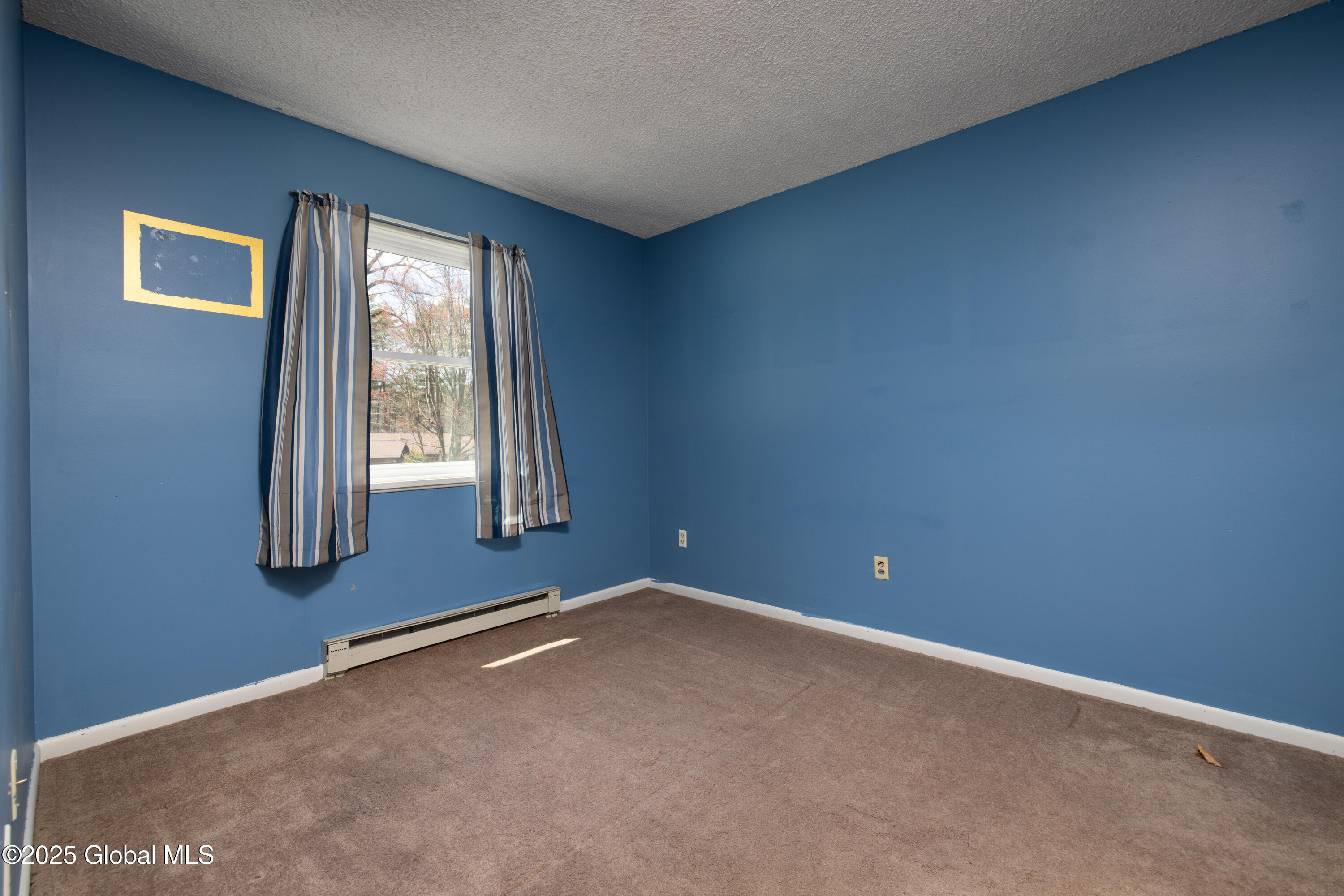 26 Queensway Queensbury, NY 12804 - Photo 20 of 32 21-Bedroom 2