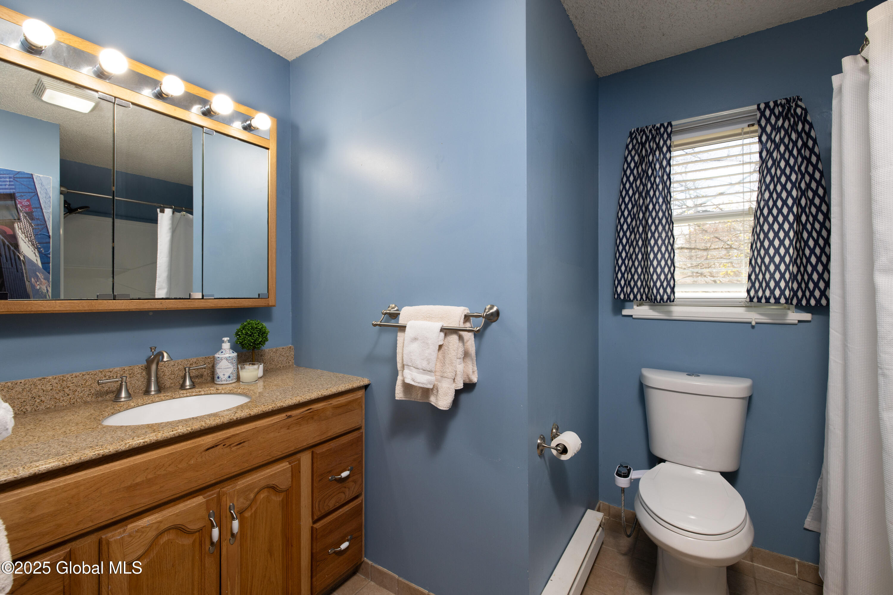 26 Queensway Queensbury, NY 12804 - Photo 22 of 32 23-Main Bath-2nd Floor