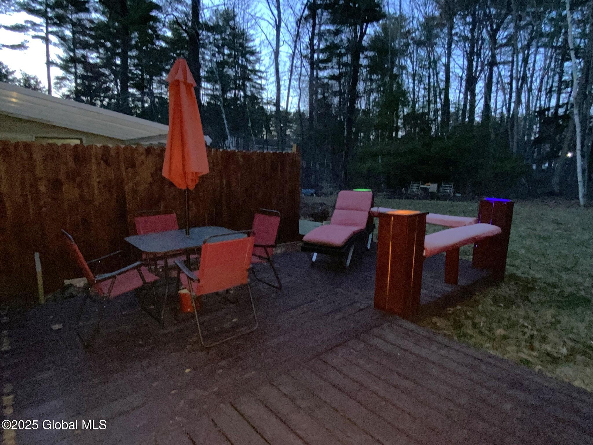 26 Queensway Queensbury, NY 12804 - Photo 28 of 32 29-Columns light up at night