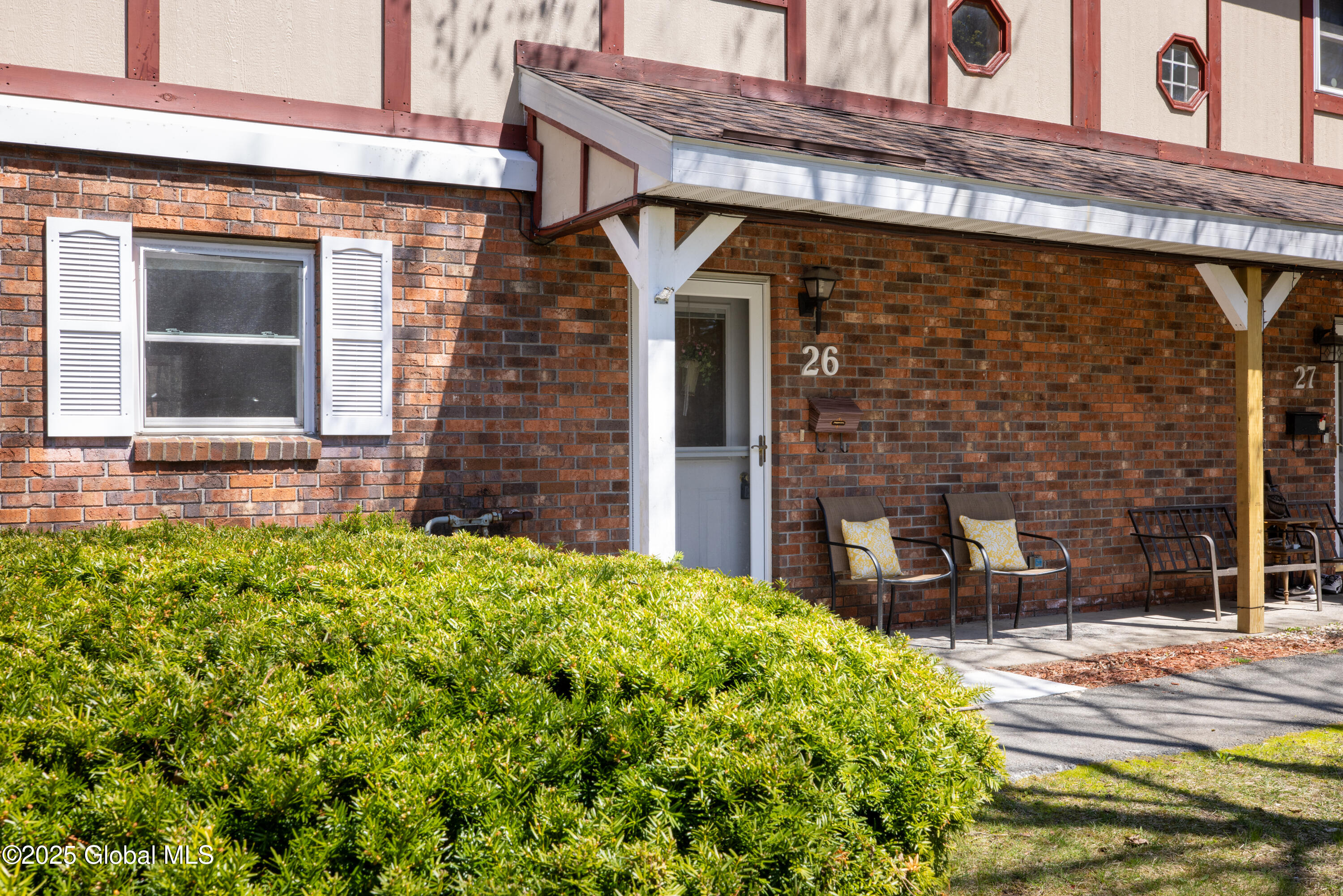 26 Queensway Queensbury, NY 12804 - Photo 3 of 32 3-Covered Front Porch