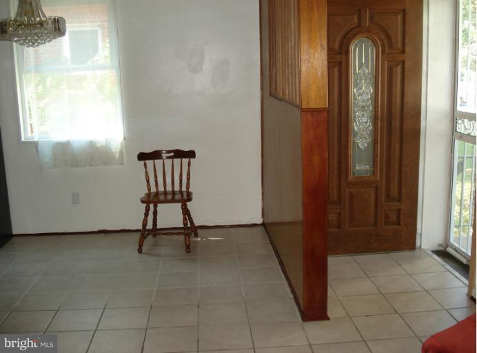 410 Harding Drive Silver Spring, MD 20901 - Photo 5 of 17 Dining Room