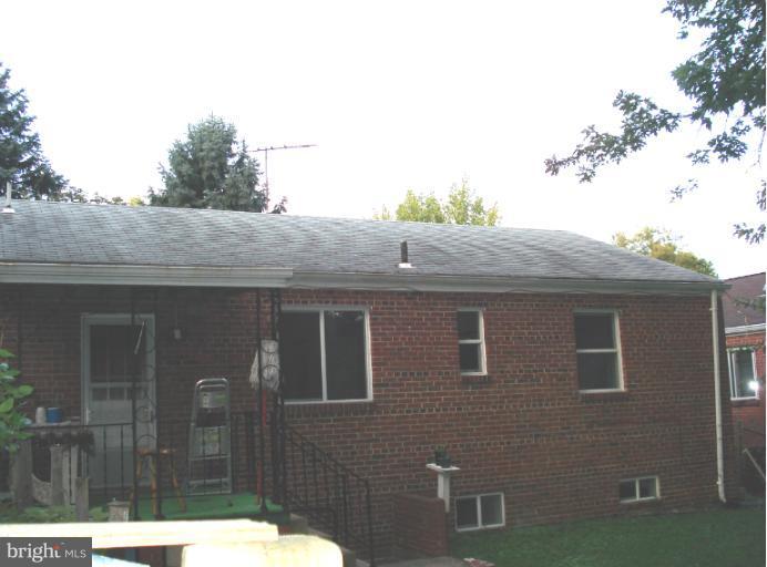 410 Harding Drive Silver Spring, MD 20901 - Photo 8 of 17 Exterior (Rear)