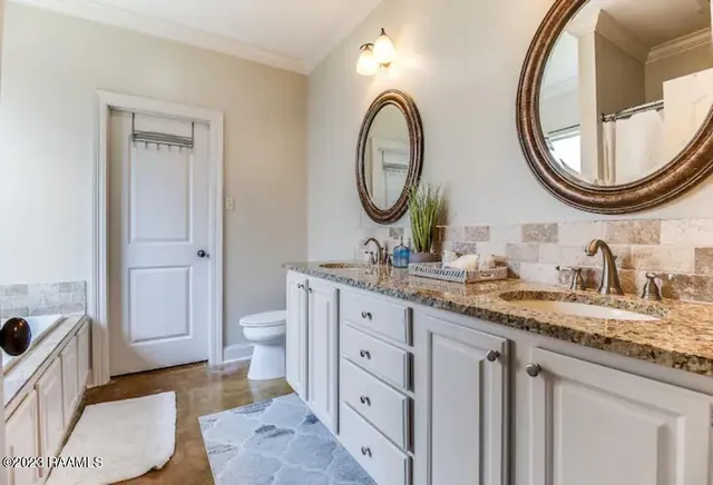 $4,000 | 402 East Martial Avenue, Lafayette, LA 70508