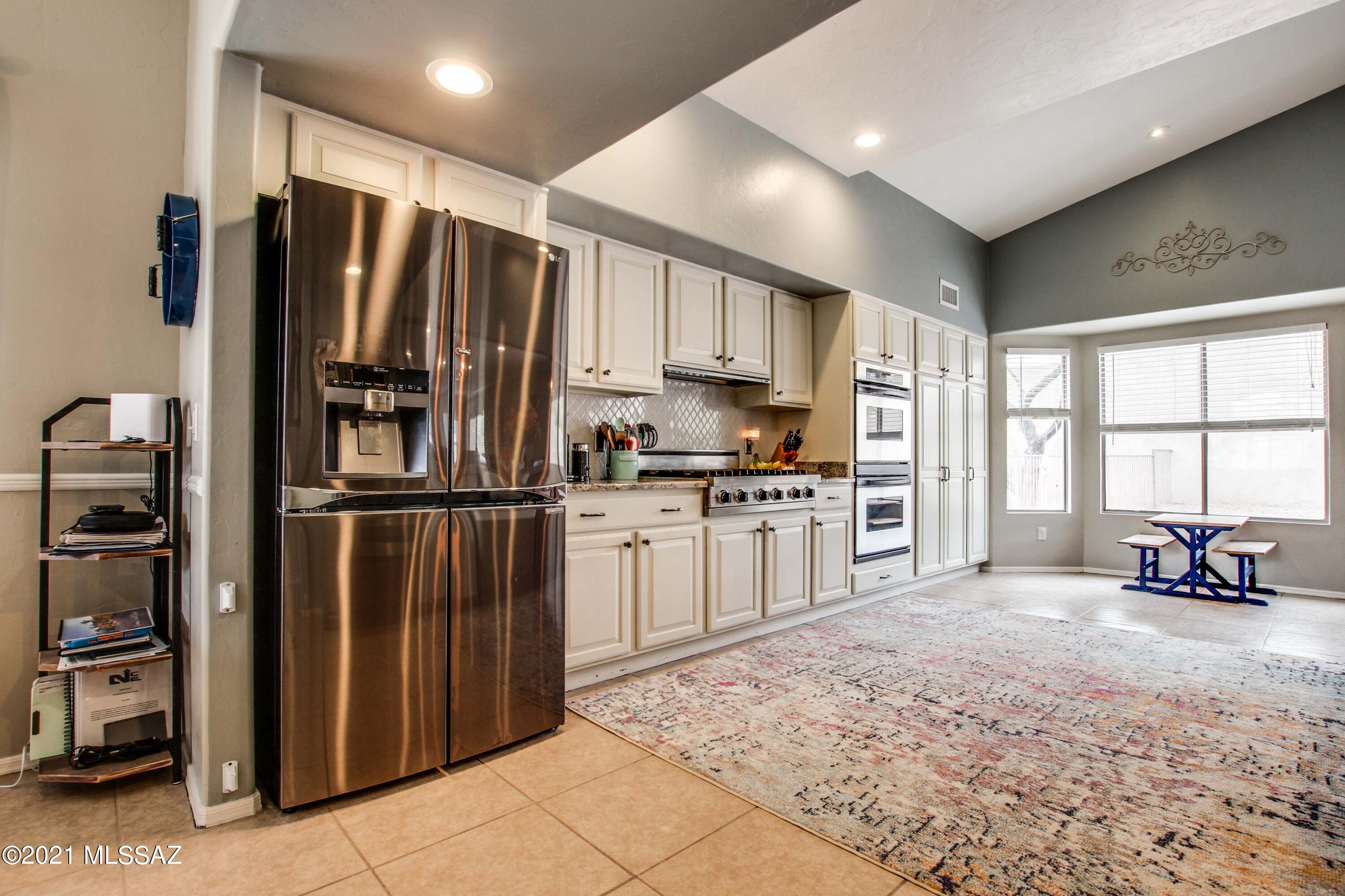 80 West Boxelder PI Tucson, AZ 85755 - Photo 2 of 4