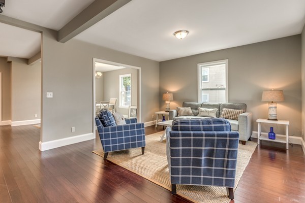 15 Brooks Street Medford, MA 02155 - Photo 6 of 28