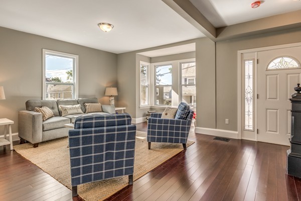 15 Brooks Street Medford, MA 02155 - Photo 7 of 28