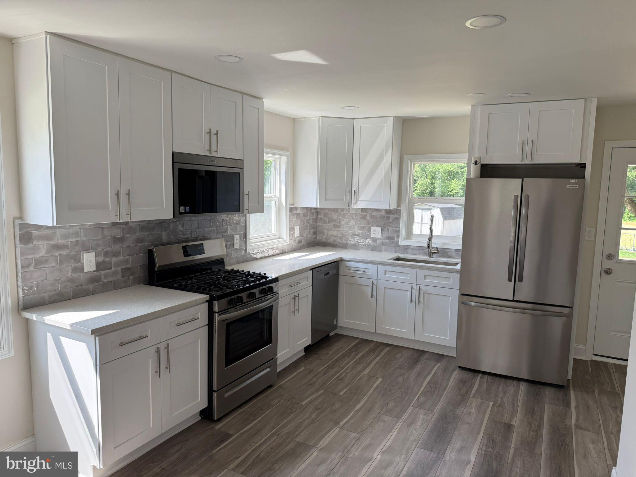 1319 Seling Avenue Rosedale, MD 21237 - Photo 9 of 43 fully renovated kitchen