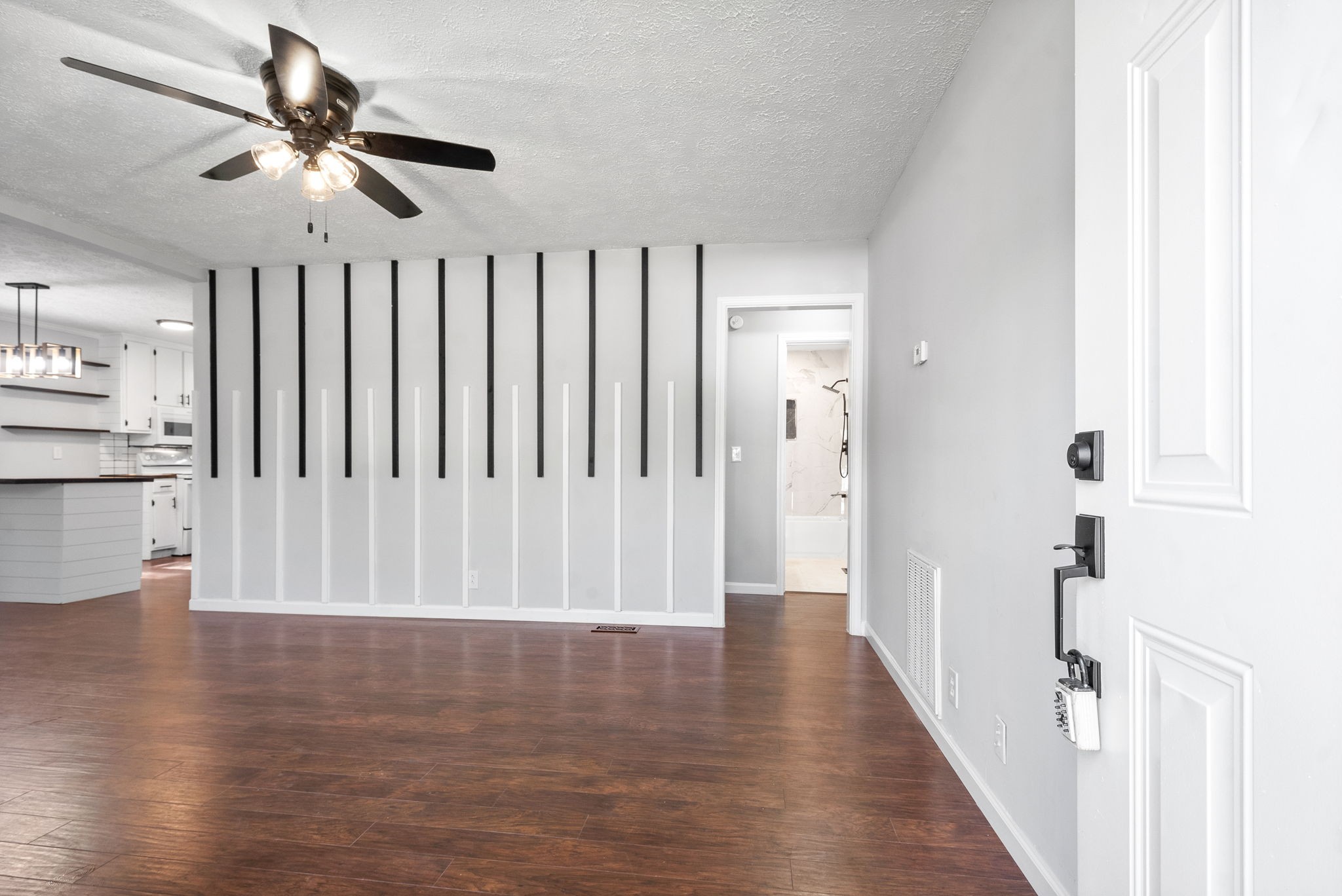 1589 Bevard Road Clarksville, TN 37042 - Photo 6 of 20 Gallery Image 6