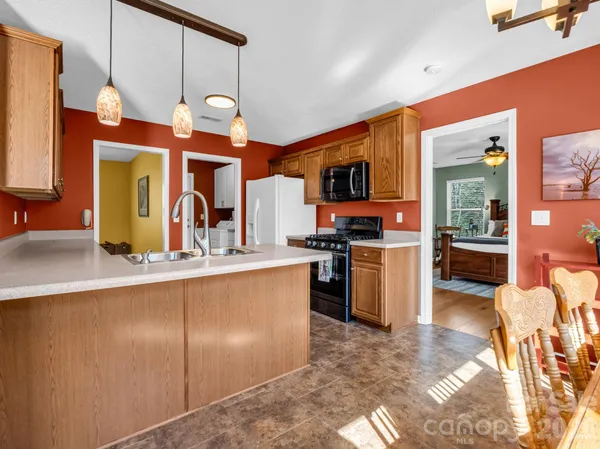 $500,000 | 3 Wagon Trace, Flat Rock, NC 28731