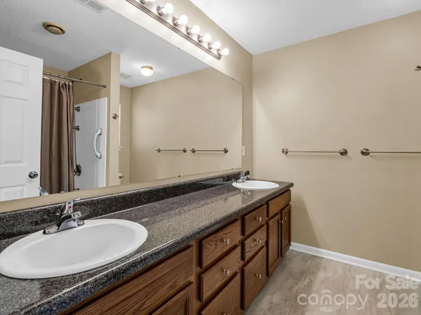 $500,000 | 3 Wagon Trace, Flat Rock, NC 28731