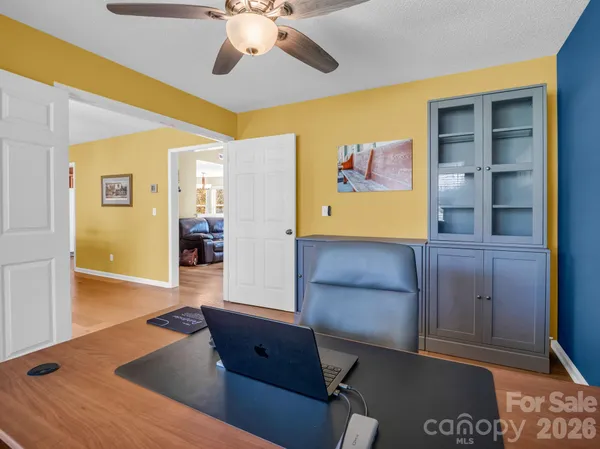 $500,000 | 3 Wagon Trace, Flat Rock, NC 28731