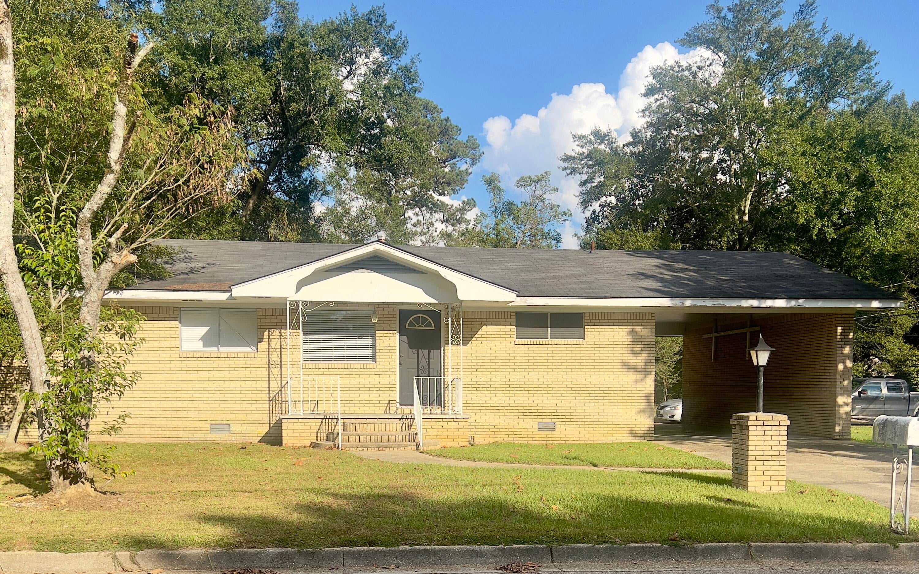 900 Meadowood Road Columbia, MS 39429 - Photo 1 of 1 IMG_1547