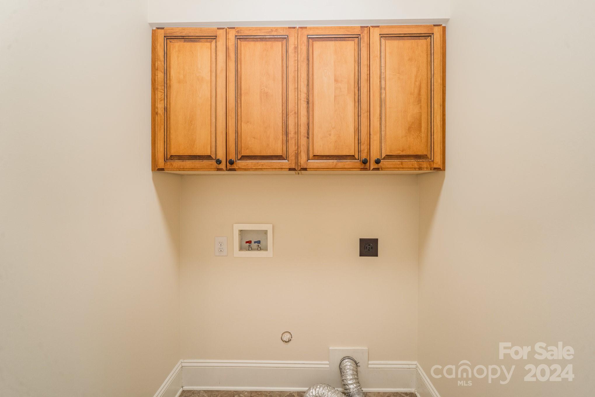4125 Lake Shore Road South Denver, NC 28037 - Photo 19 of 38 a view of a bathroom