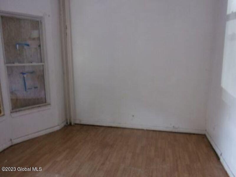 529 Washington Avenue Albany, NY 12206 - Photo 6 of 9 6
