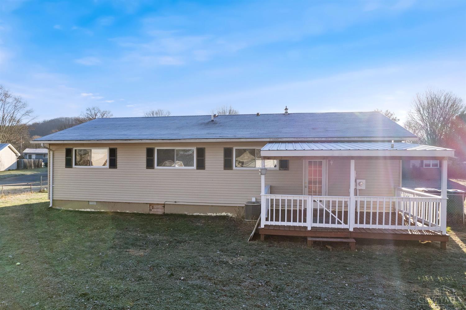 1861 Stivers Road Aberdeen, OH 45101 - Photo 5 of 37