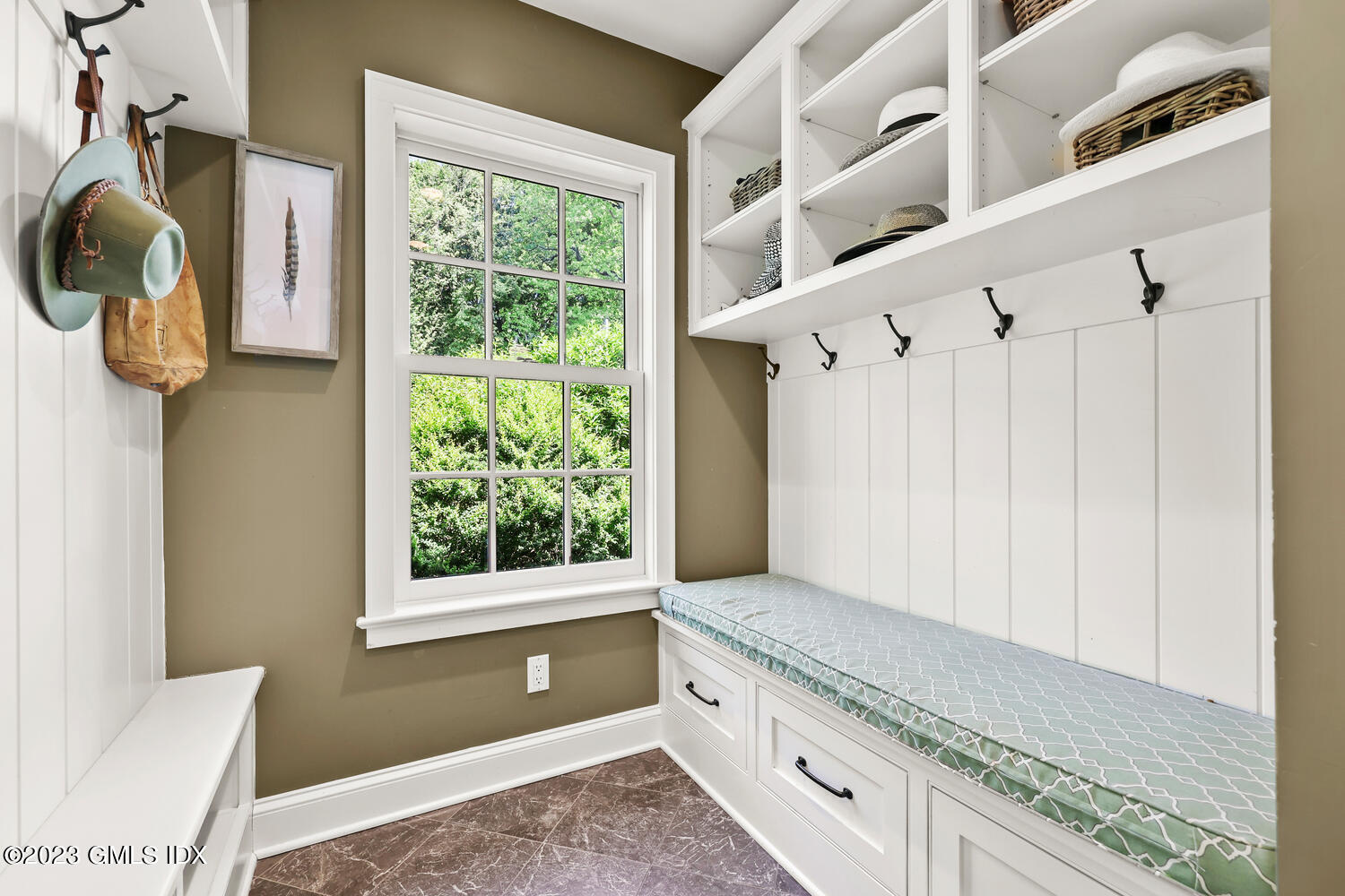 14 Crescent Road Riverside, CT 06878 - Photo 14 of 28 a bathroom with a granite countertop sink and a mirror