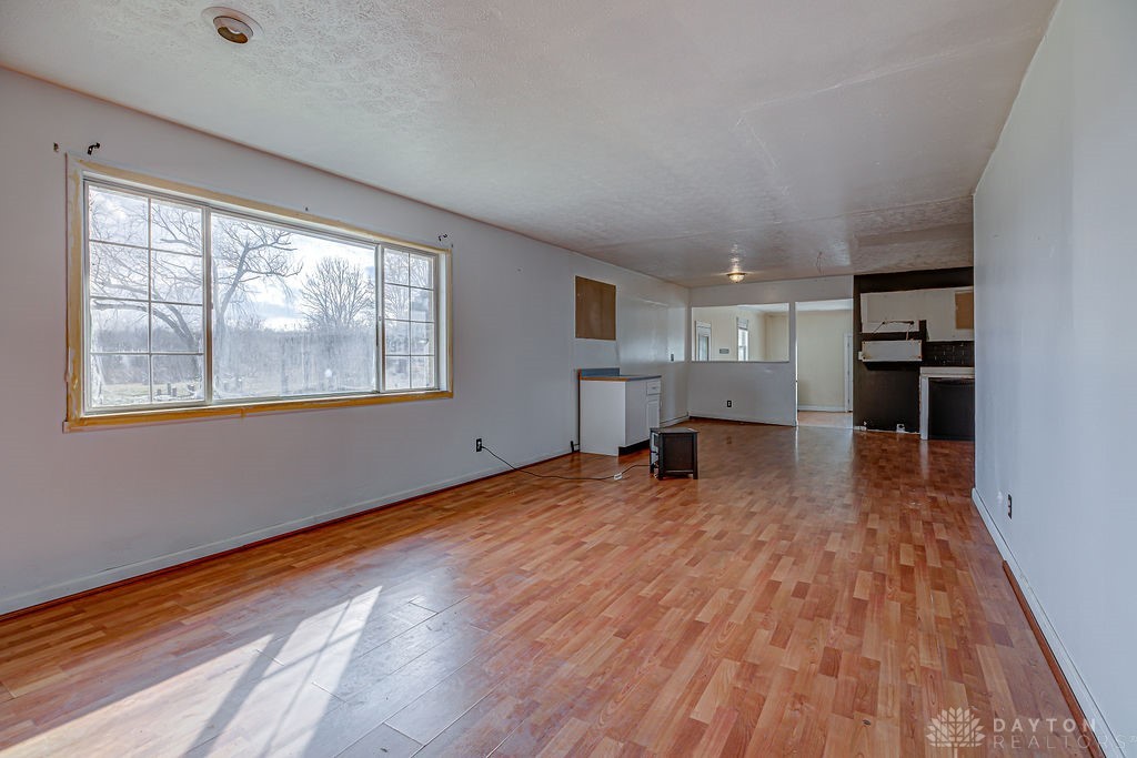 8179 Pleasant Valley Road Camden, OH 45311 - Photo 14 of 43