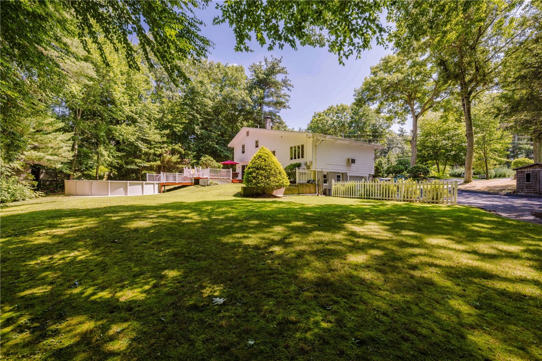 22 Oakview Terrace Glocester, RI 02857 - Photo 29 of 36