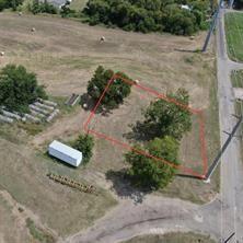 Tbd West Commerce Avenue Cooper, TX 75432 - Photo 2 of 2 a view of a street with a trees