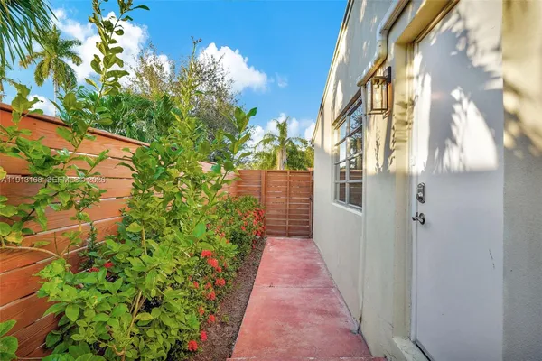 $779,000 | 1012 Northeast 2nd Street, Hallandale Beach, FL 33009