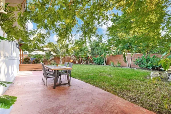 $779,000 | 1012 Northeast 2nd Street, Hallandale Beach, FL 33009