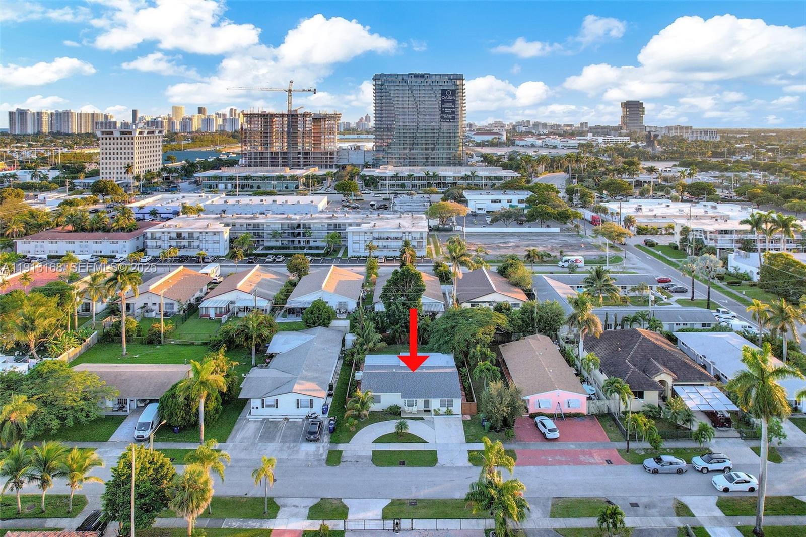 1012 Northeast 2nd Street Hallandale Beach, FL 33009 - Photo 7 of 65